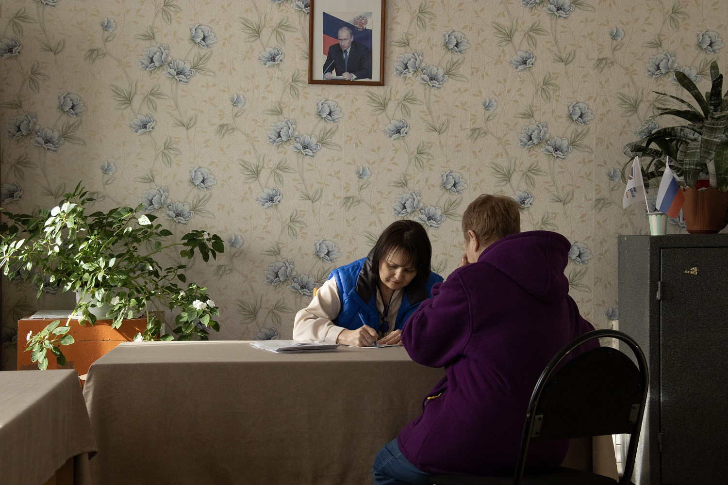 Специалисты Госюрбюро посетили Пристенский район, где организовали консультации в нескольких сельсоветах